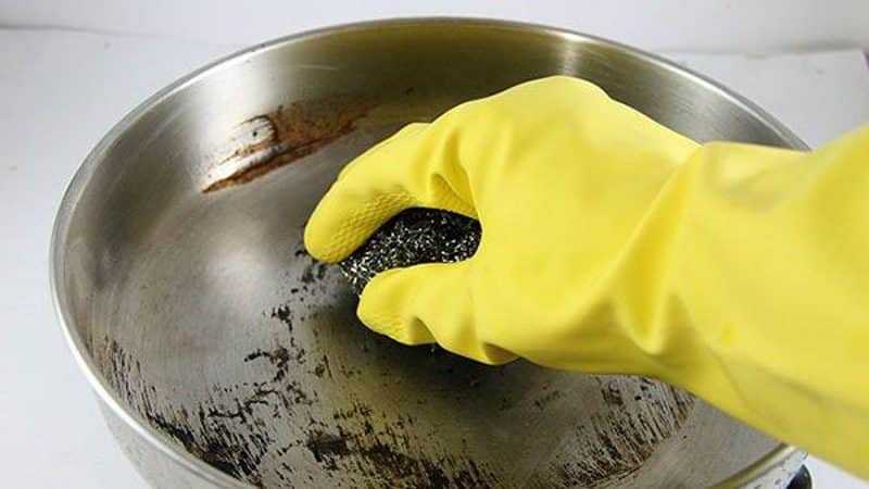Как очистить пригоревшую кастрюлю: топ-10 способов чистки застаревшего нагара