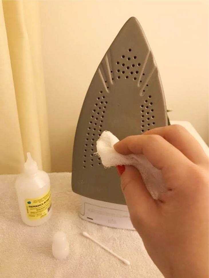 Как очистить утюг от нагара от пригоревшей ткани в домашних условиях