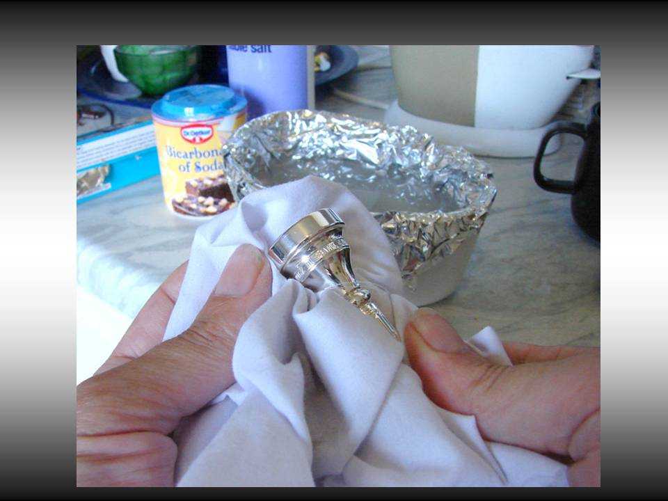 Как почистить позолоченное серебро в домашних условиях от черноты