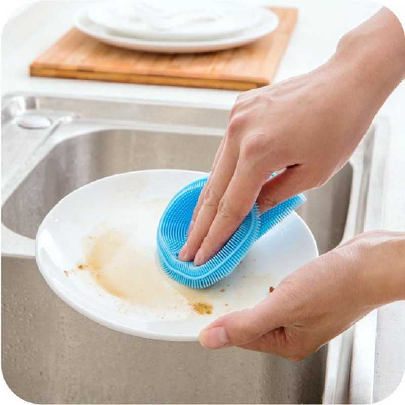 Губка для уборки: для мытья сантехники в ванной и других поверхностей. как называется чистящая губка, которая отмывает без средств? целлюлозные для эпоксидной затирки и другие губки