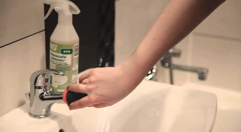 Обзор средств от ржавчины в ванной: что поможет отчистить за 3 минуты даже старую и въевшуюся желтизну