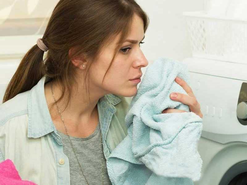 Причины неприятного запаха в интимной зоне: почему возникает и как от него избавиться