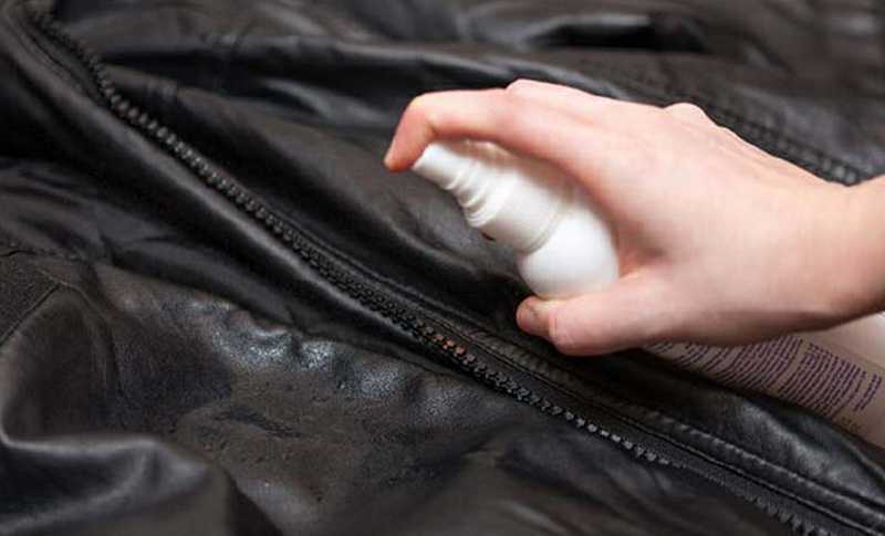 Как почистить белую кожаную сумку: 13 методов
