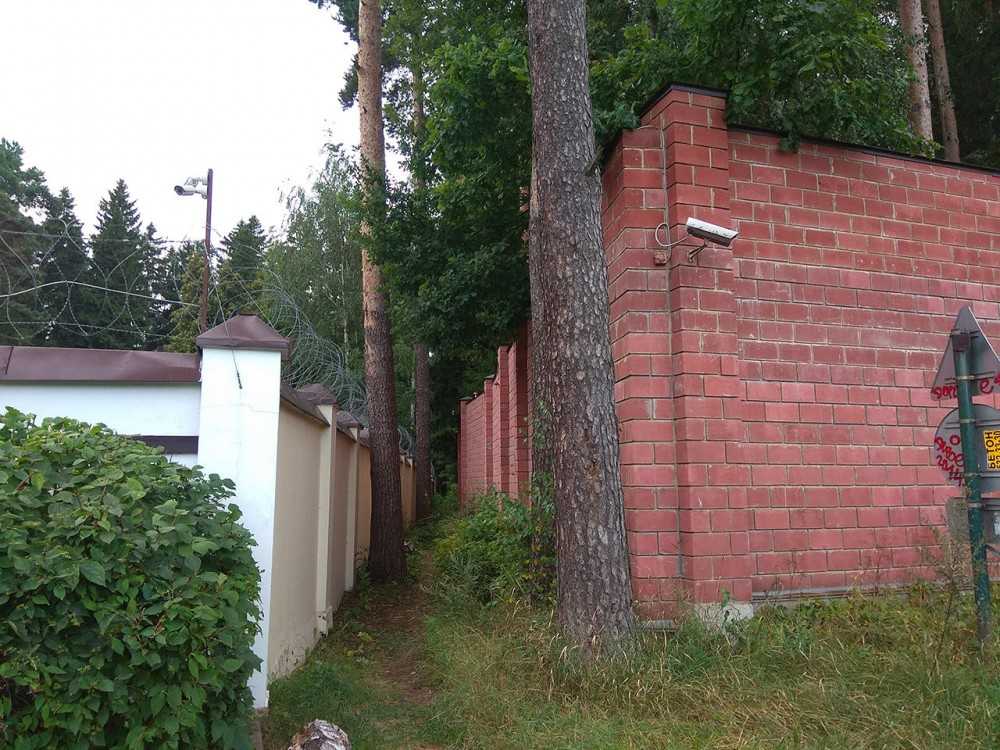 Где живет бывший президент украины виктор янукович: фото жилья