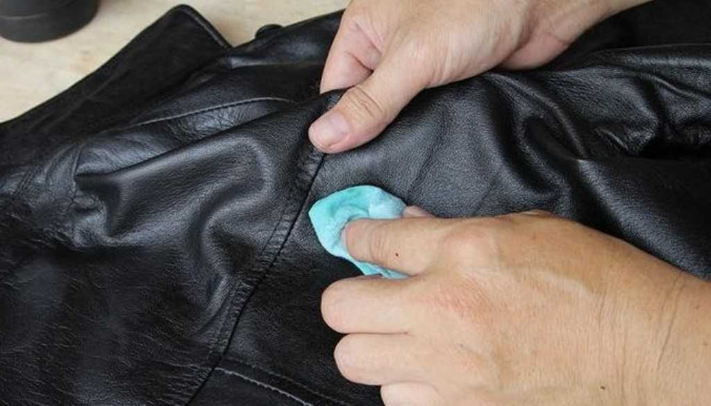 Уход за кожаной курткой: средства по уходу и чистка изделий