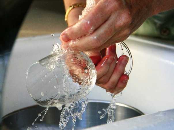 Чем мыть хрусталь, чтобы он блестел - лучшие способы и средства