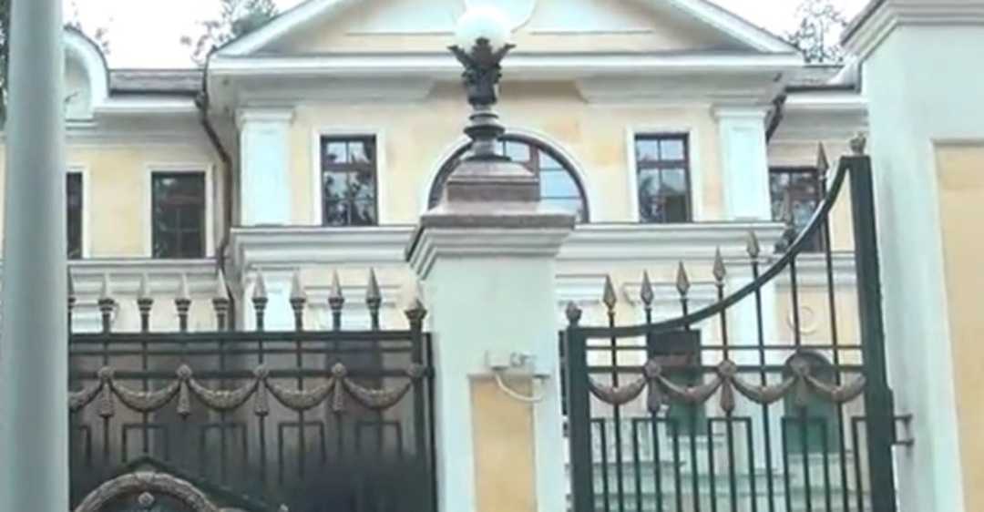 Резиденция януковича в межигорье, украина