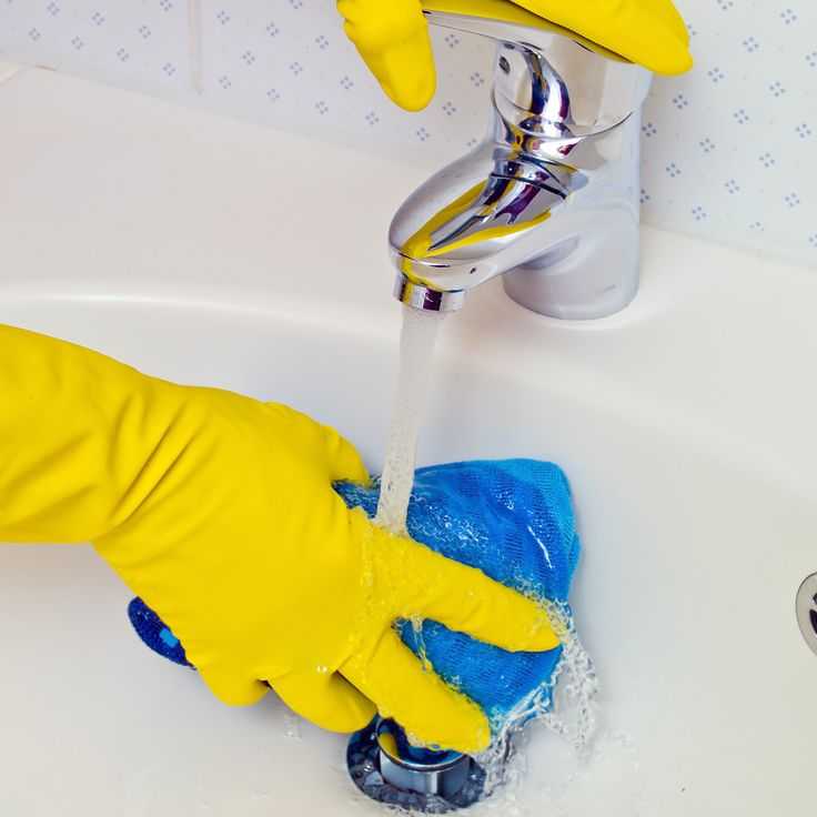 Нюансы чистки смесителей и кранов в ванной и на кухне: обзор способов