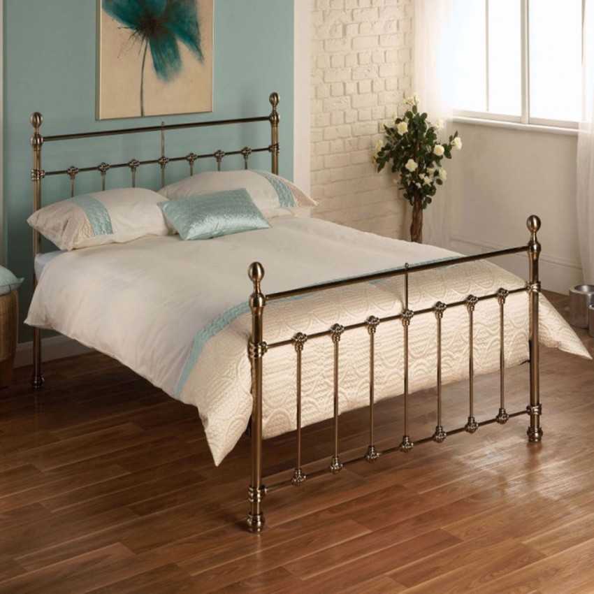 Металлические кровати (78 фото): железные модели в интерьере спальни, варианты с металлическим каркасом и изголовьем, отзывы