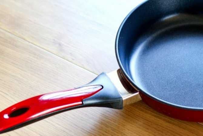 Как очистить сковороду от нагара: средства и способы очистки посуды из разных материалов с разным покрытием