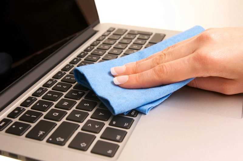 Как чистить клавиатуру на ноутбуке - лучшие методы очистки