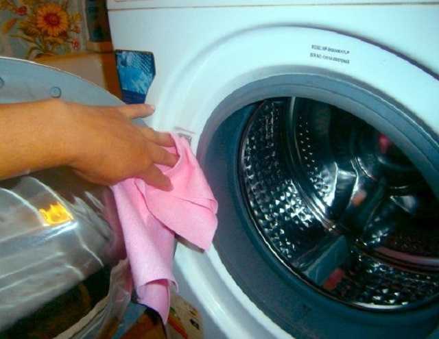 Как избавиться от запаха из стиральной машины народными средствами