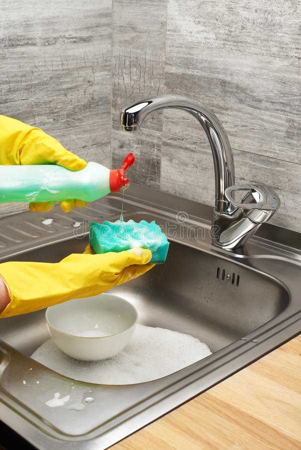 Меламиновые губки и посуда: правила безопасного использования