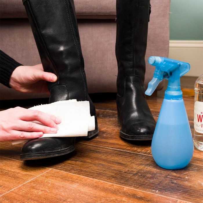 Как убрать соль и белые разводы с кожаной, замшевой обуви в домашних условиях