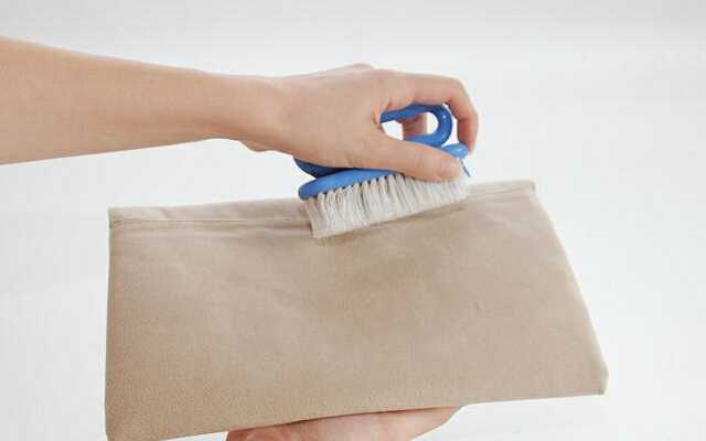 Чем почистить кожаную сумку и как можно почистить светлую кожаную сумку в домашних условиях