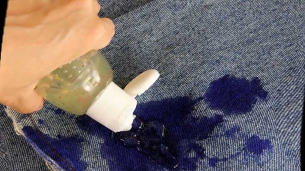 Как отстирать пятна от масляной краски с одежды