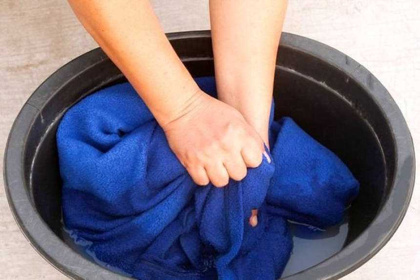 Не мытьем, так катаньем: как ухаживать за джинсами, чтобы они долго носились