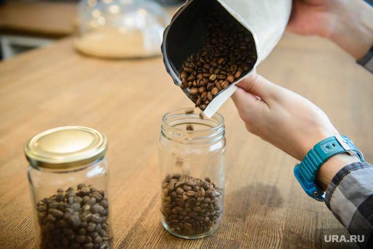 Срок годности кофе в зернах, как и в чем правильно хранить молотый, растворимый?