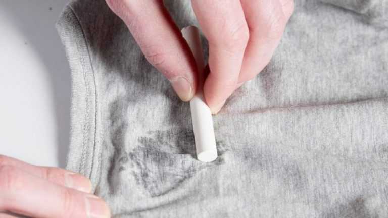 Как вывести жирное пятно с одежды: простые и надежные способы