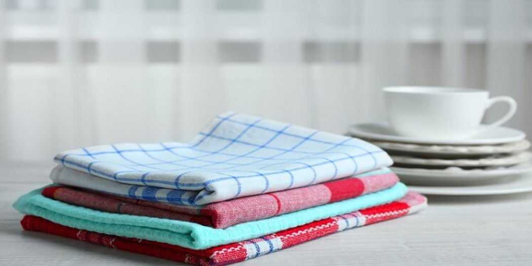 Как отстирать кухонные полотенца и придать им вид новых