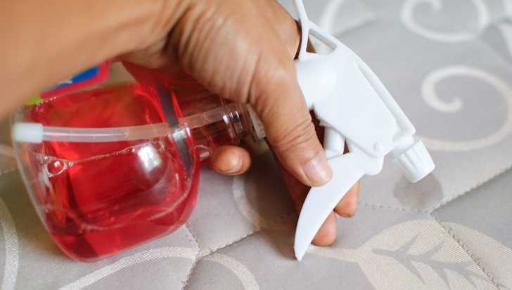 Как почистить матрас от мочи от пятен или мочи в домашних условиях