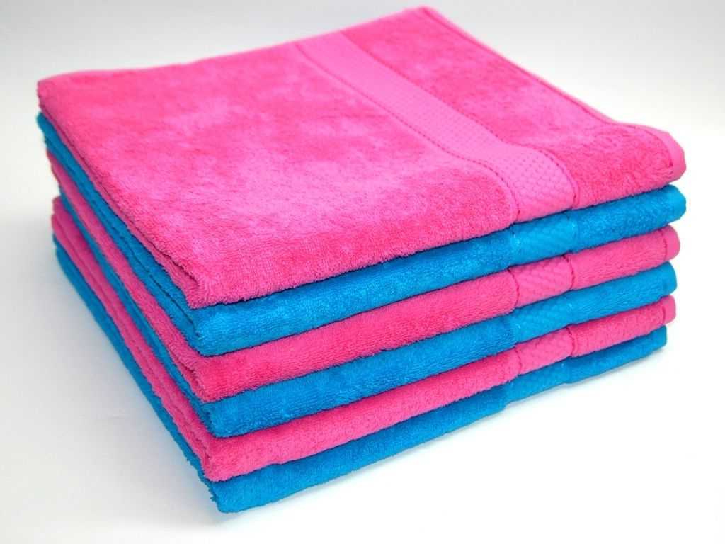 Уход за махровыми полотенцами: как стирать, чтобы они были мягкими и пушистыми, как вернуть цвет и другие нюансы