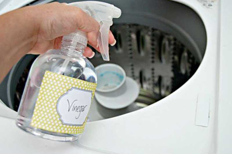 Как убрать затхлый запах из стиральной машины?