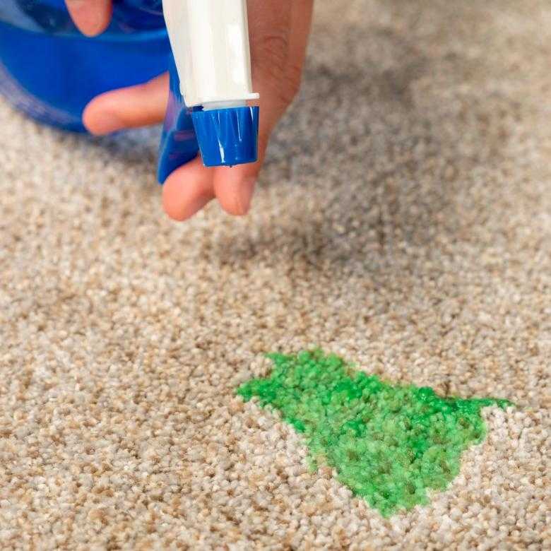 Способы чистки ковра от пластилина в домашних условиях