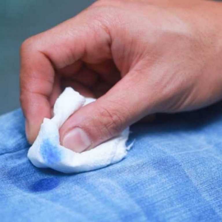 Как отстирать тональный крем с белой одежды