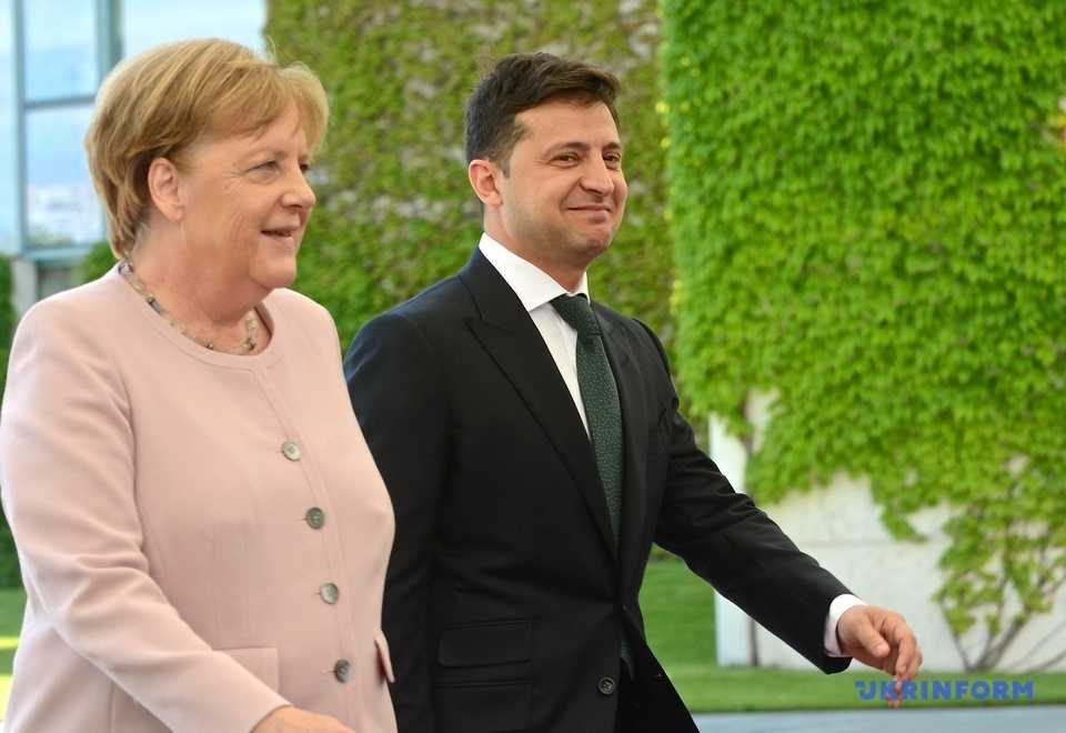 "я не получил ответа от мадам меркель". чем на самом деле завершились переговоры зе с канцлером германии