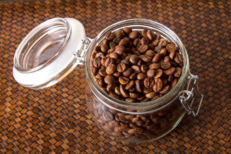 Как хранить кофе в домашних условиях: молотый, растворимый, в зернах