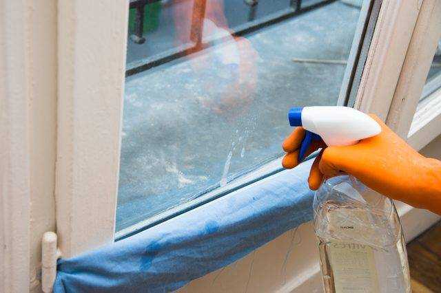 Чем можно отмыть пластиковые окна после ремонта