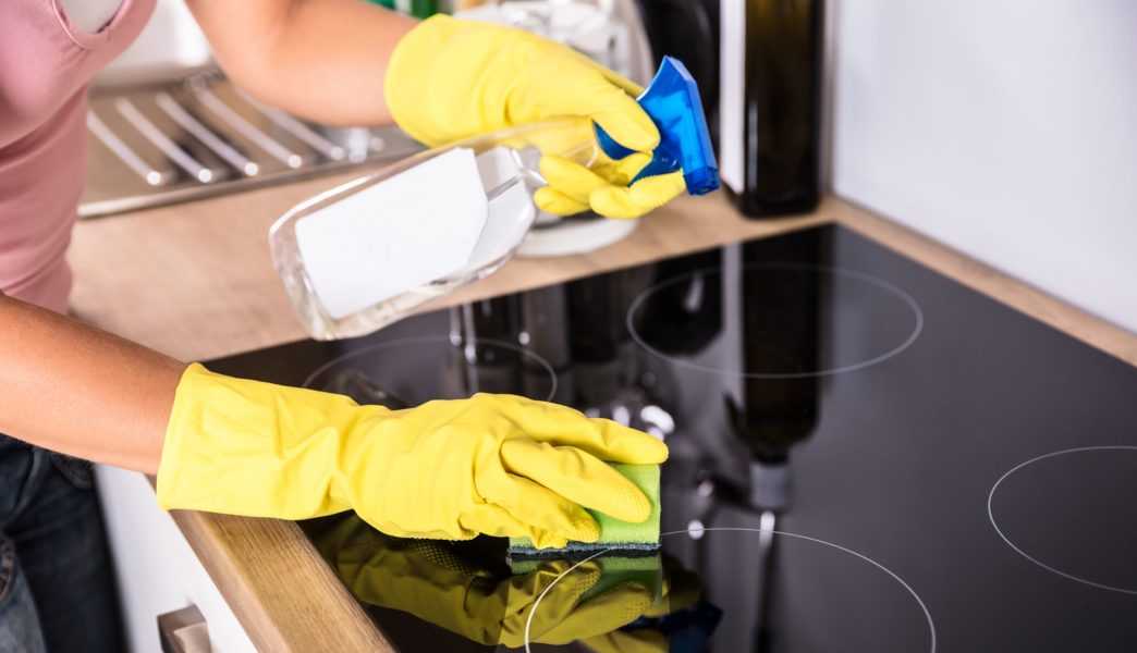Как очистить стеклокерамическую плиту от нагара и жира в домашних условиях