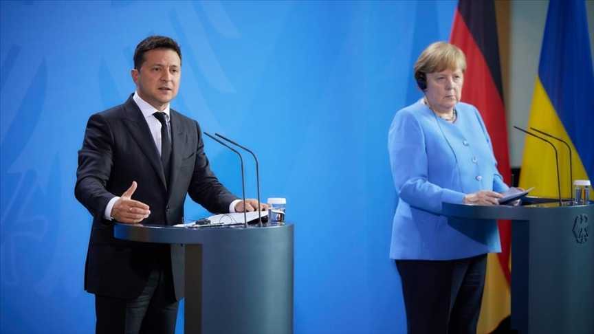 Ангела меркель, ее наряды и почему канцлера любят немцы