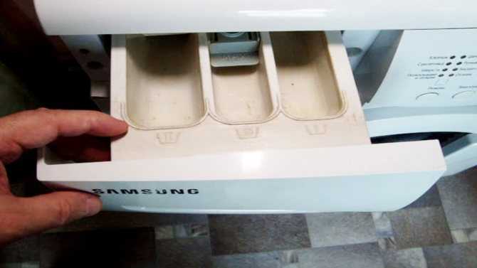 Как стирать в стиральной машинке (с иллюстрациями)