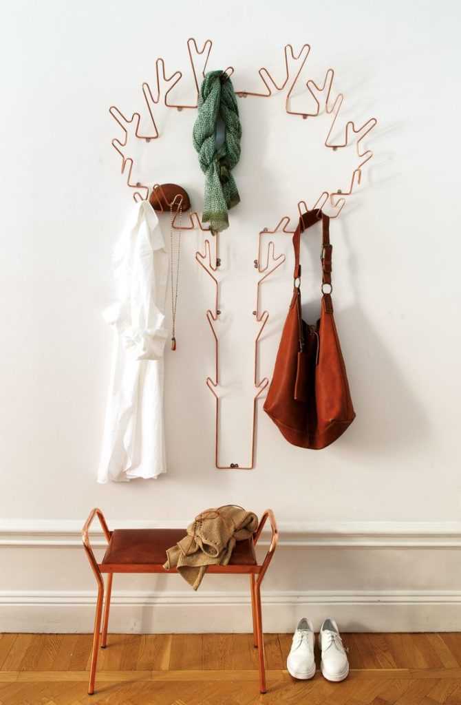Напольная вешалка для одежды из дерева своими руками