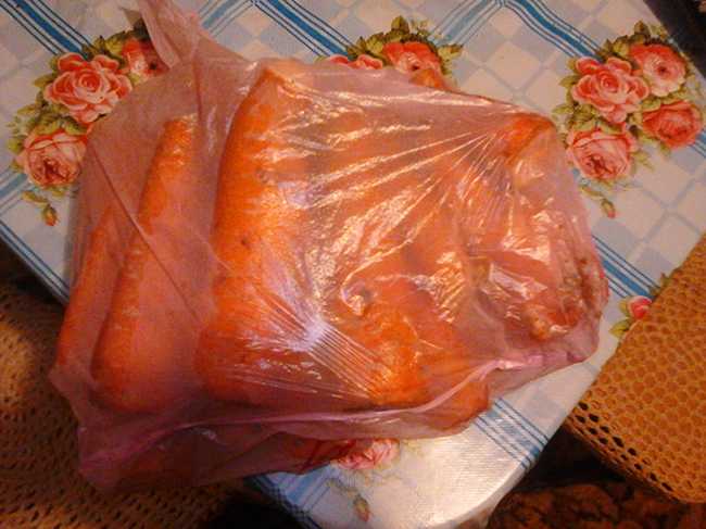 Как хранить морковь на зиму в погребе в домашних условиях: в чем правильно и как лучше? русский фермер