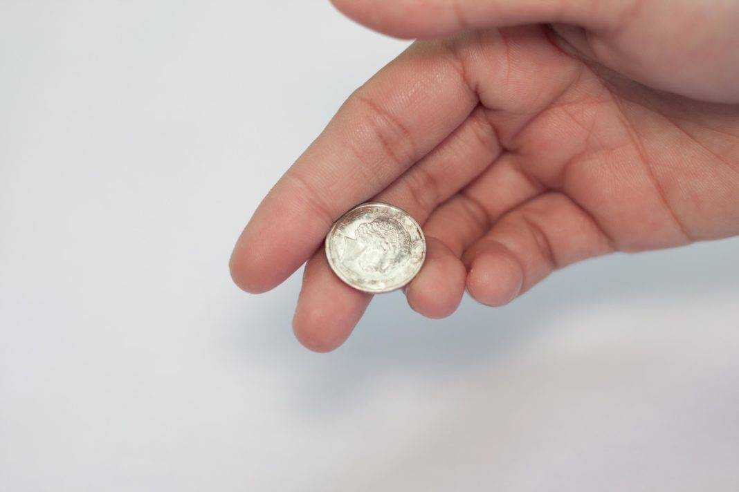 Чистка монет в домашних условиях из разного металла: химические и народные средства