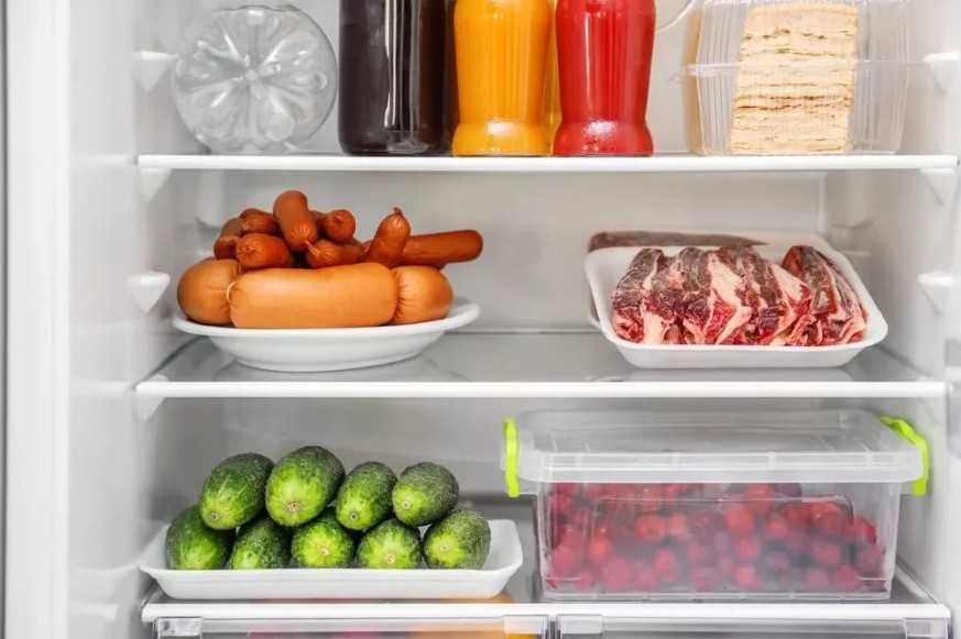 Срок годности вареной, сырокопченой колбасы: как, сколько хранят в холодильнике?