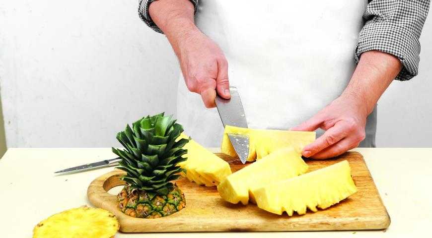 Как красиво нарезать ананас - несколько способов + видео