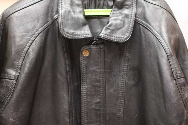 Как погладить куртку (болоневую, джинсовую, мятую нейлоновую, дермантиновую и т.д.), можно ли утюгом?
