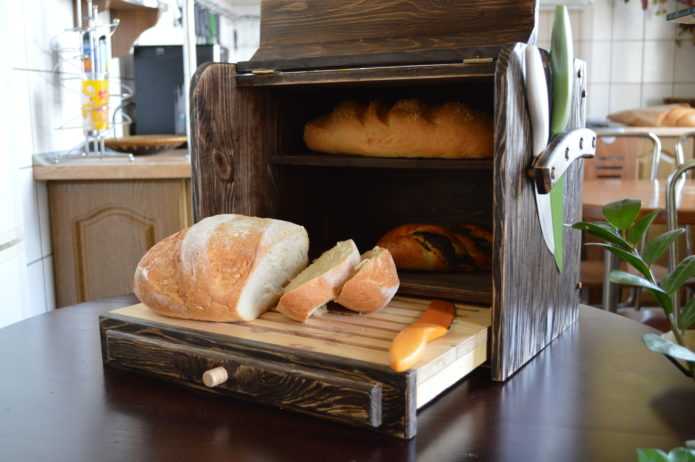 Как хранить хлеб: почему нельзя в холодильнике, сколько, свежий
