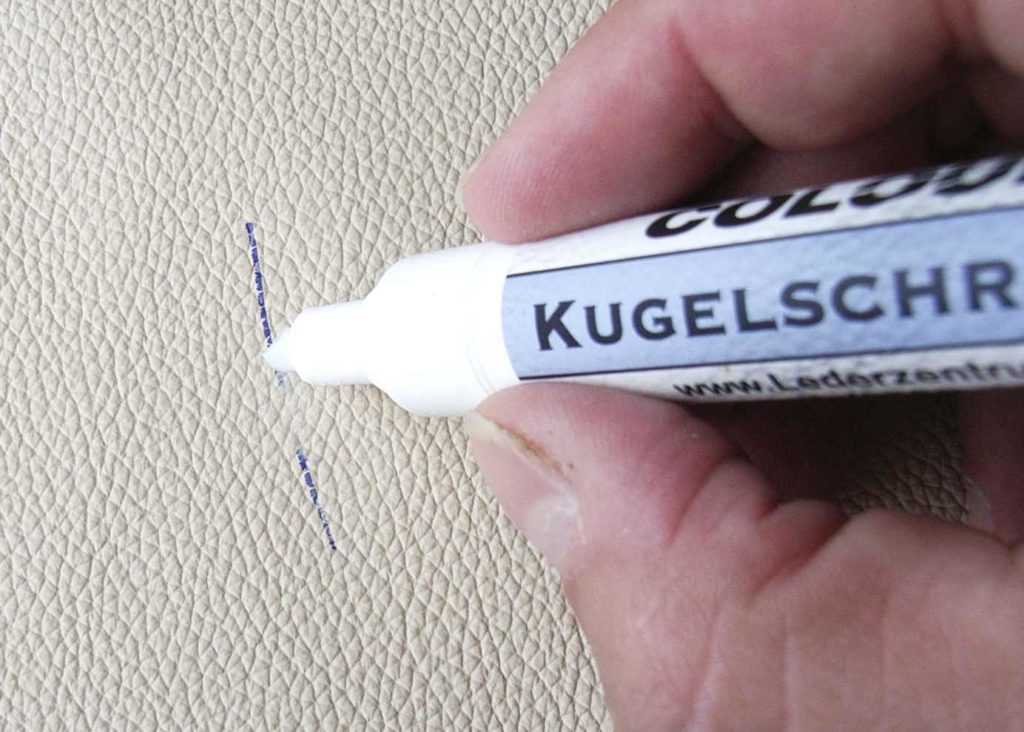 Чем оттереть шариковую ручку с кожзама белого и цветного