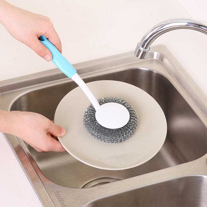 Как помыть посуду? как почистить посуду с помощью канцелярского клея, как отмыть кухонные изделия от старого жира в домашних условиях