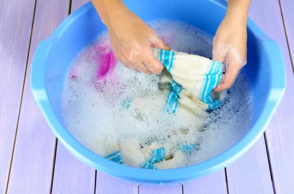 Чем отмыть руки после маслят: эффективные способы удаления последствий сбора и чистки грибов